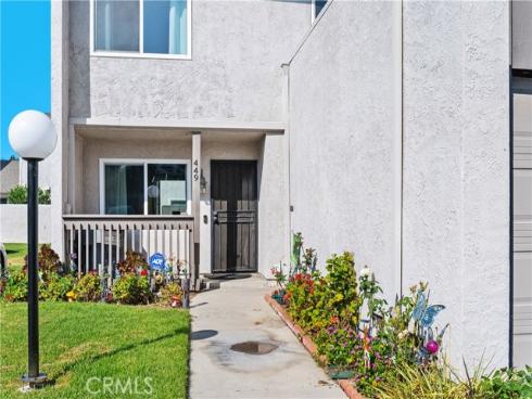 449 N Via Napoli  , Anaheim, CA