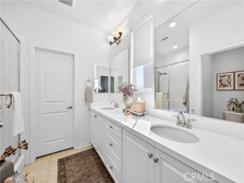 390  N Bellarose Way  , Anaheim, CA