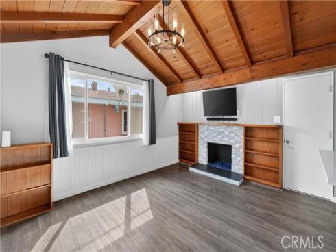 1575 W Edithia  , Anaheim, CA