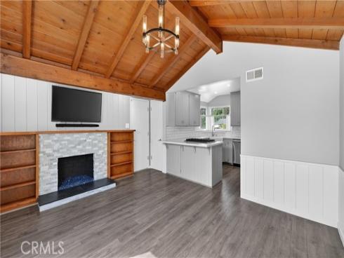 1575 W Edithia  , Anaheim, CA