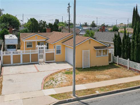 2432 W. Rainbow Avenue