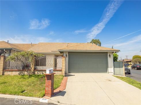 915 S. Sarah