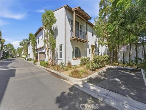 480 N. Santa Maria Street