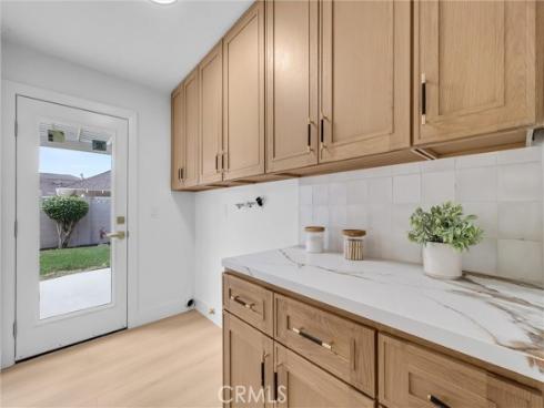 2902 E Winfield  , Anaheim, CA