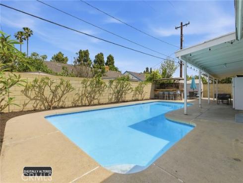 1935 W Chanticleer  , Anaheim, CA