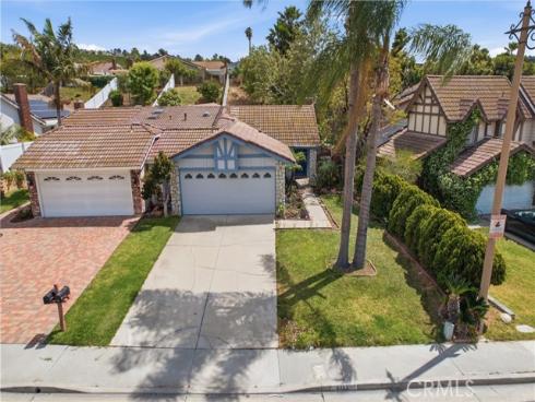 8462 E. Amberwood