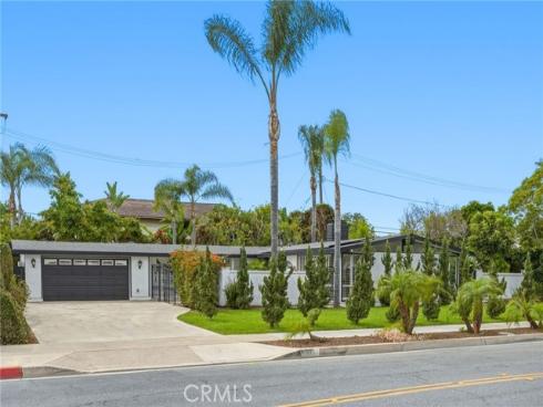 221 S. Gilbert