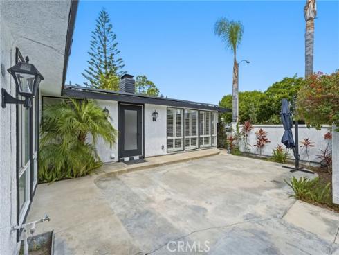 221 S Gilbert  , Anaheim, CA