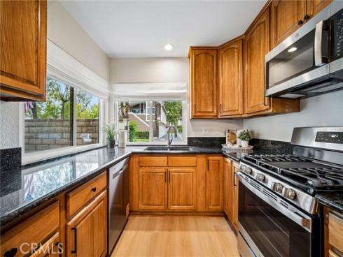 5486 E Willow Woods 101 Lane, Anaheim, CA