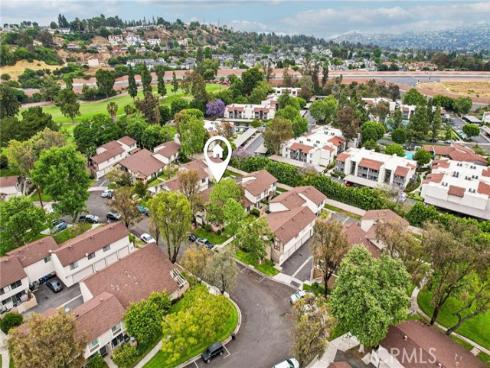 5486 E Willow Woods  101  Lane, Anaheim, CA