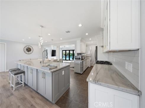 2858 W Keys Lane, Anaheim, CA