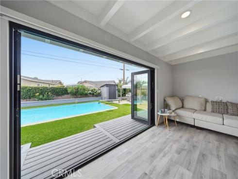 2858 W Keys Lane, Anaheim, CA