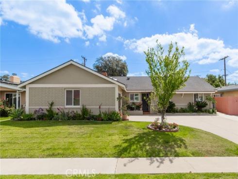 122 N Carousel  , Anaheim, CA