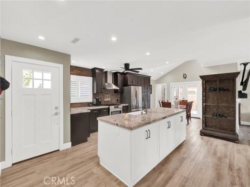 122 N Carousel  , Anaheim, CA