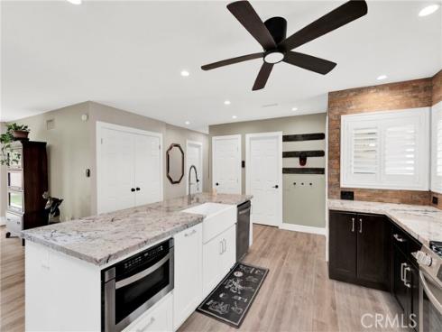 122 N Carousel  , Anaheim, CA
