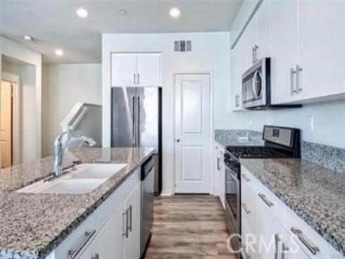 928 E Twill   Court, Anaheim, CA