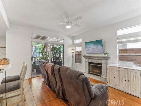 527 S Morningstar   Drive, Anaheim, CA