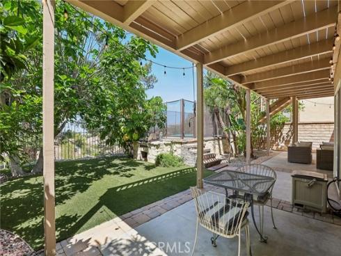 527 S Morningstar   Drive, Anaheim, CA