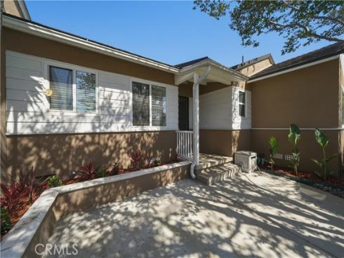 824 N Redondo E  , Anaheim, CA