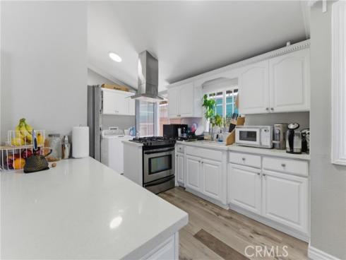 1214 N Holly , Anaheim, CA