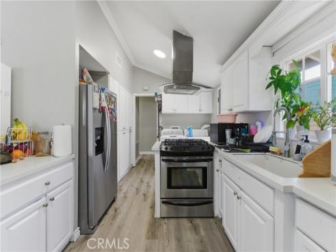 1214 N Holly , Anaheim, CA