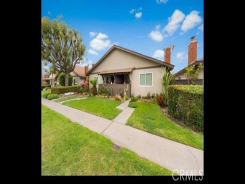 9166 Cerritos Ave 45