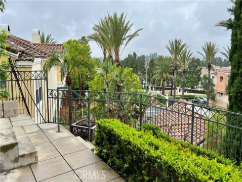 1000 S Volterra  , Anaheim, CA