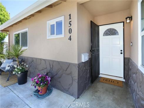 1504 W Kimberly   Avenue, Anaheim, CA