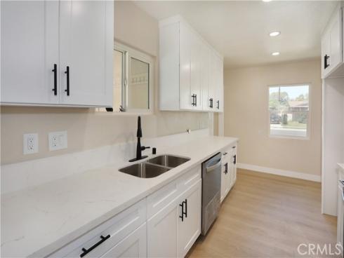 1504 W Kimberly   Avenue, Anaheim, CA