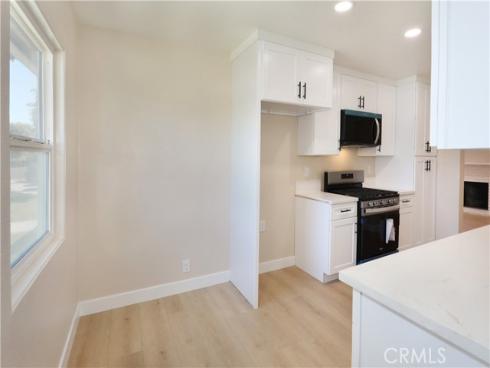 1504 W Kimberly   Avenue, Anaheim, CA