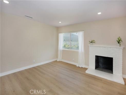 1504 W Kimberly   Avenue, Anaheim, CA