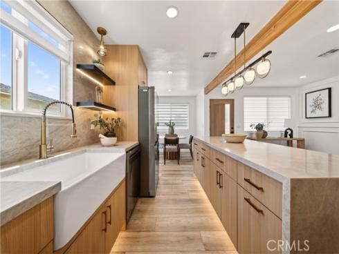 11502  Moen  , Anaheim, CA