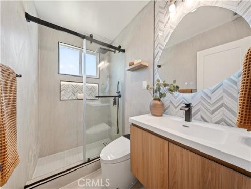 11502  Moen  , Anaheim, CA