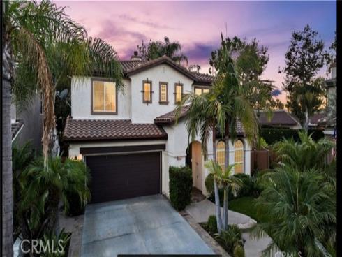 5802 E. Treehouse
