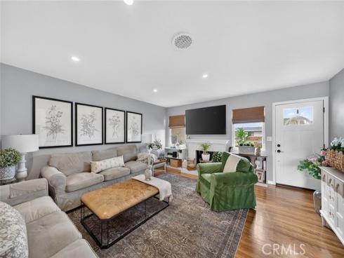 1209 S East Gates , Anaheim, CA