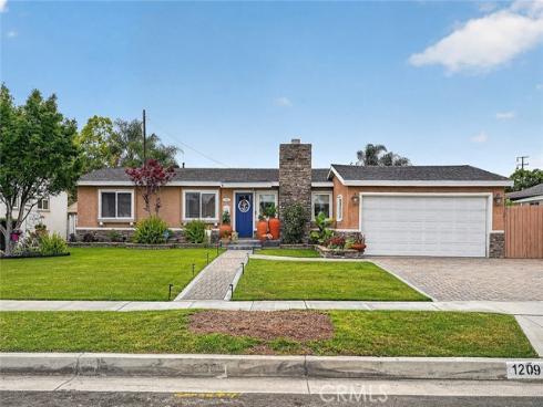 1209 S East Gates , Anaheim, CA