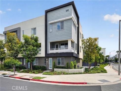 1892 S Westside 66 Drive, Anaheim, CA