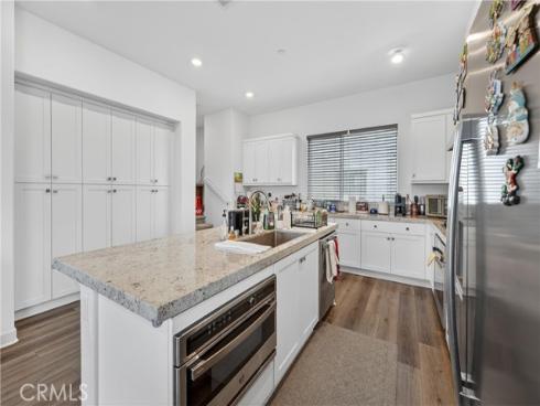 1892 S Westside 66 Drive, Anaheim, CA