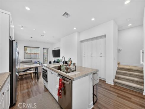 1892 S Westside 66 Drive, Anaheim, CA
