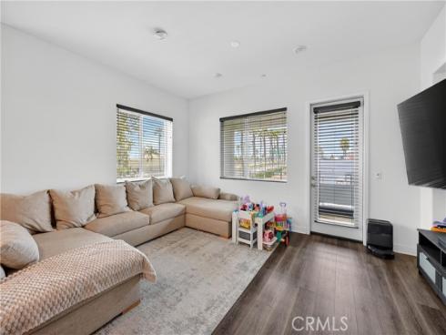 1892 S Westside 66 Drive, Anaheim, CA