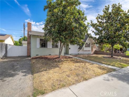 1331 E Banyan , Anaheim, CA
