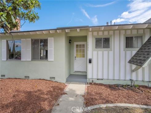 1331 E Banyan , Anaheim, CA