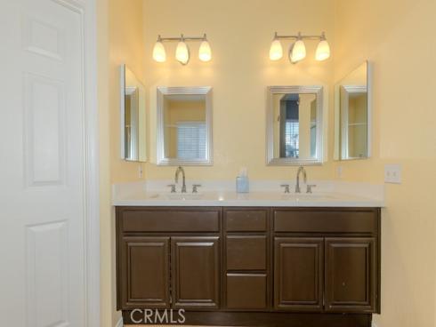 2158 W Cherrywood   Circle, Anaheim, CA