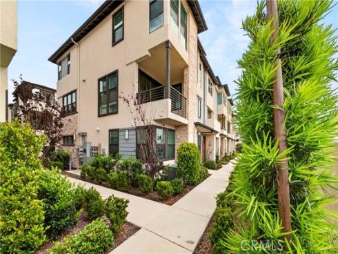 2961 W Lincoln  6 , Anaheim, CA