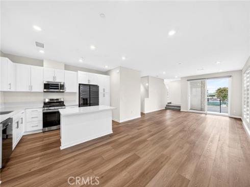 2961 W Lincoln  6 , Anaheim, CA