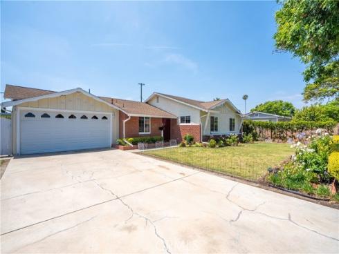 2056 W Random  , Anaheim, CA