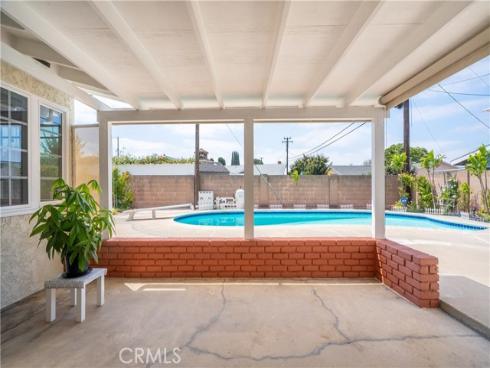 2056 W Random  , Anaheim, CA