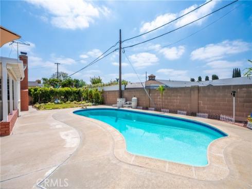 2056 W Random  , Anaheim, CA