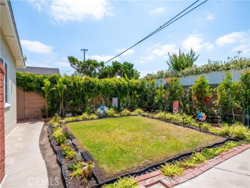 2056 W Random  , Anaheim, CA