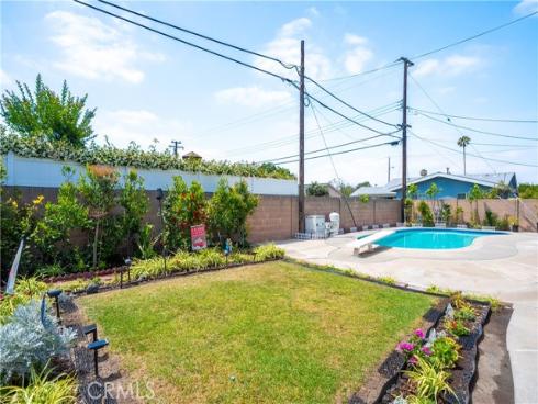 2056 W Random  , Anaheim, CA